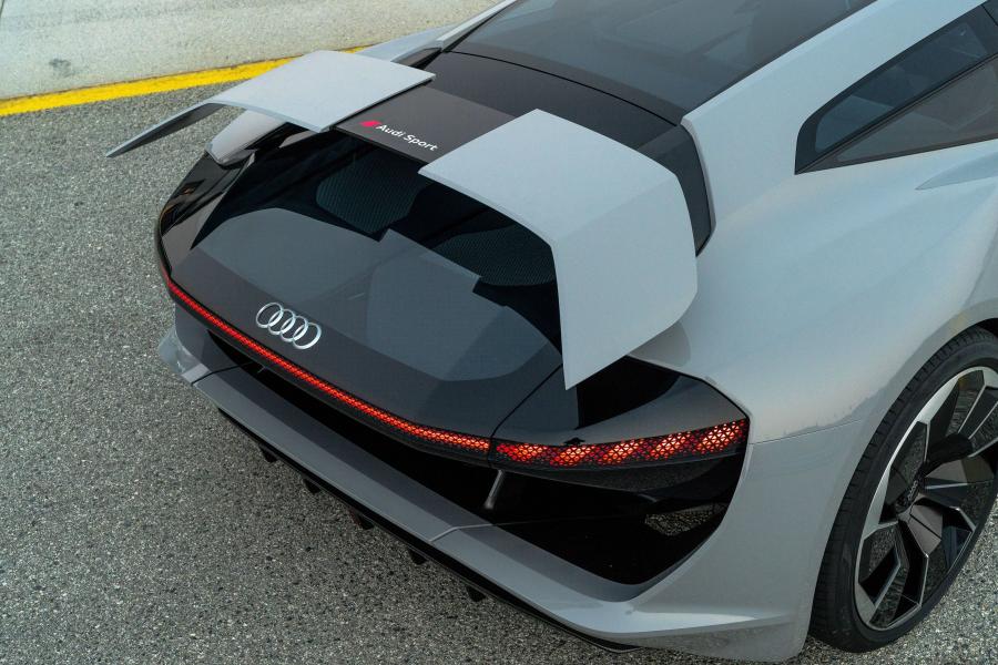 Детали экстерьера Audi PB 18 e-tron 2018 года  (фото 44 из 51)